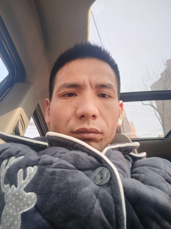 青春不长在的第一张照片--娄底蓝颜知己交友网